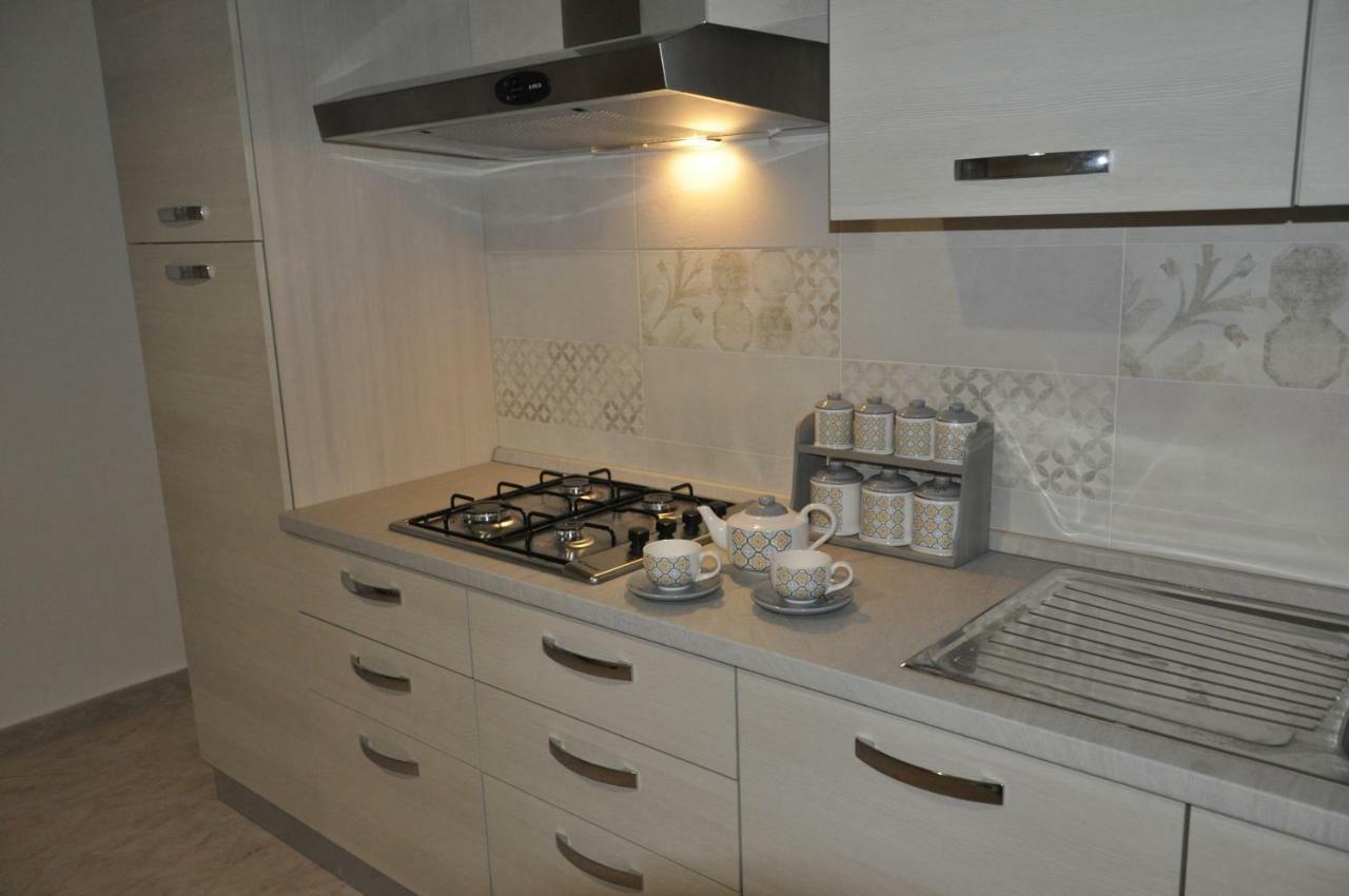 Ricomincio Da 3 Bed & Breakfast Pompei Bagian luar foto