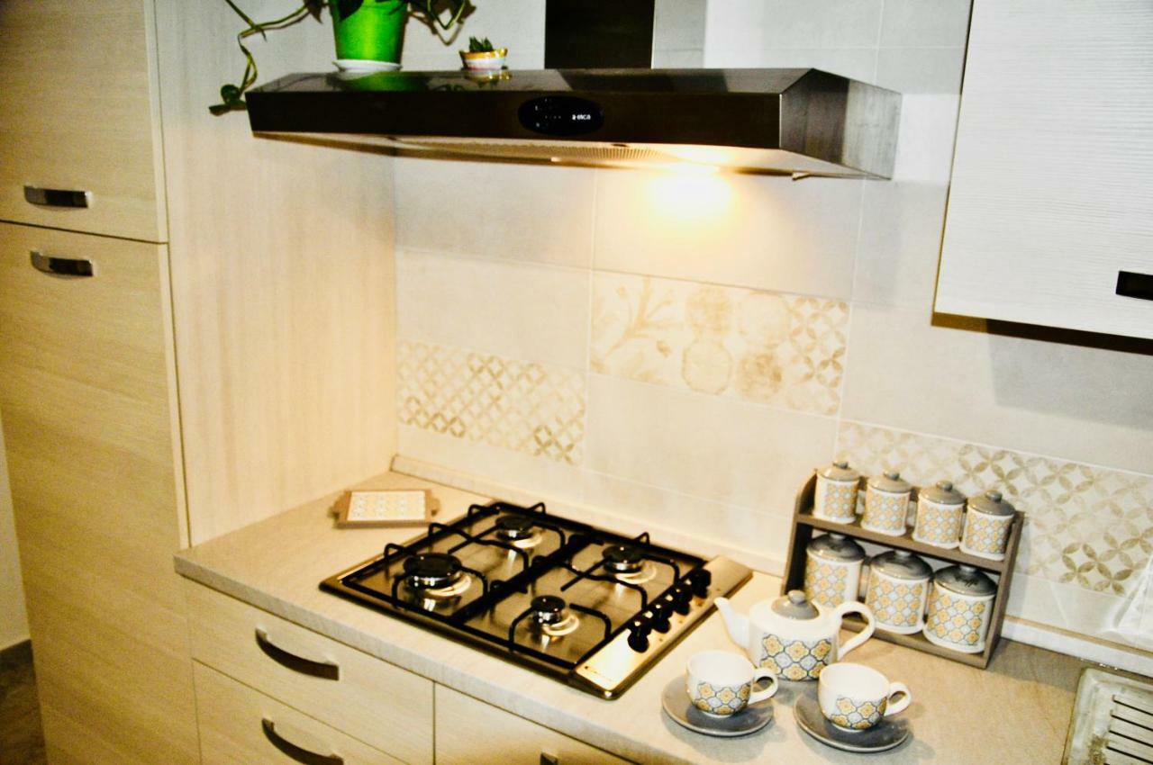 Ricomincio Da 3 Bed & Breakfast Pompei Bagian luar foto