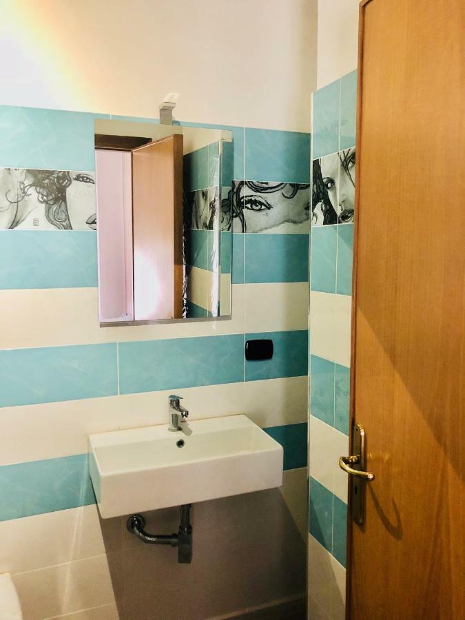 Ricomincio Da 3 Bed & Breakfast Pompei Bagian luar foto