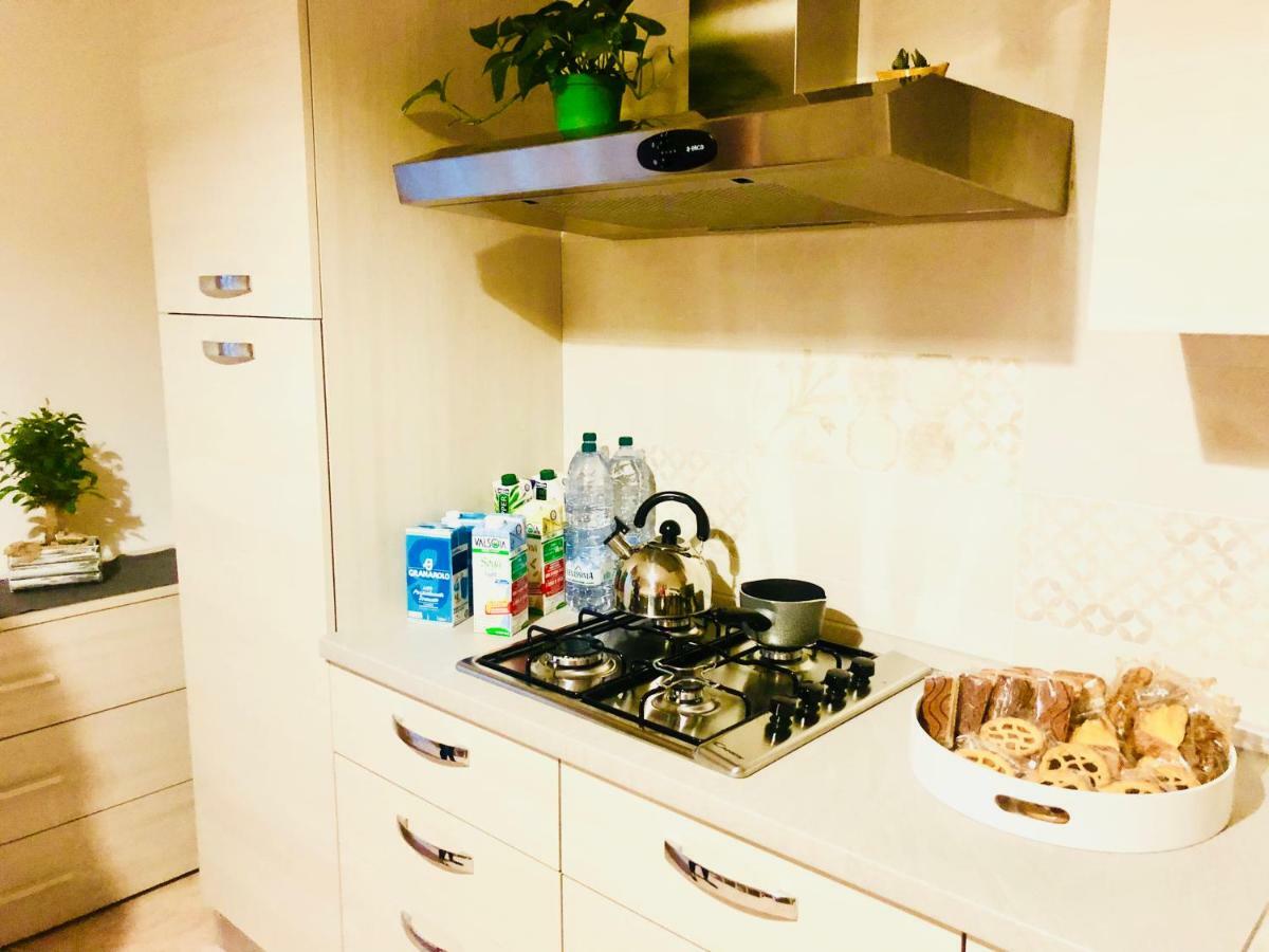 Ricomincio Da 3 Bed & Breakfast Pompei Bagian luar foto