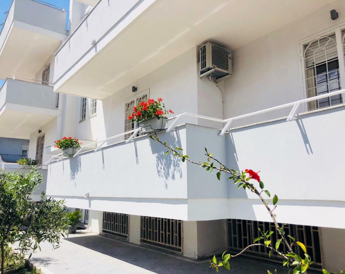 Ricomincio Da 3 Bed & Breakfast Pompei Bagian luar foto